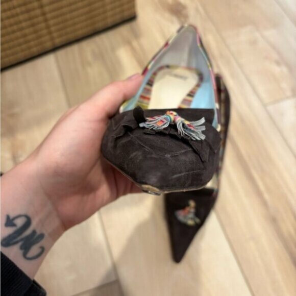 GORGEOUS PAUL SMITH HEELS WITH TASSEL- size 10.5 - Picture 3 of 10